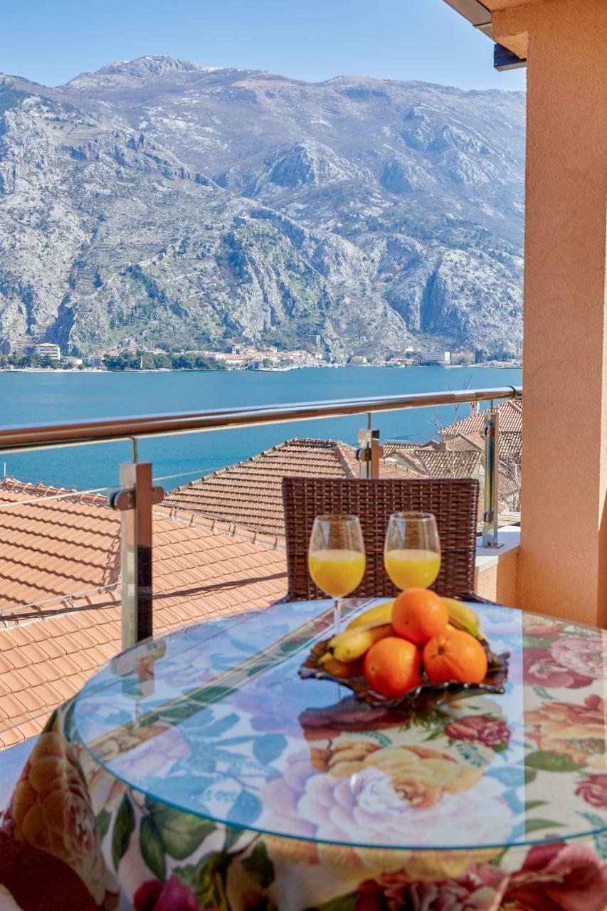 Blanka Sea View Apartments Kotor Eksteriør bilde